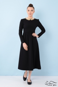  Alina Siyah Yaka İşlemeli Midi Elbise 