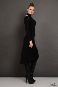  Siyah Omuz Apoletli Elbise 