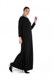  Sezen Siyah İşlemeli Krep Elbise 